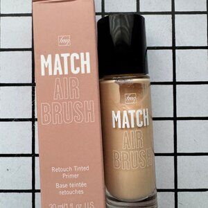avon fmg Match Airbrush Retouch Tinted Primer Fair Light